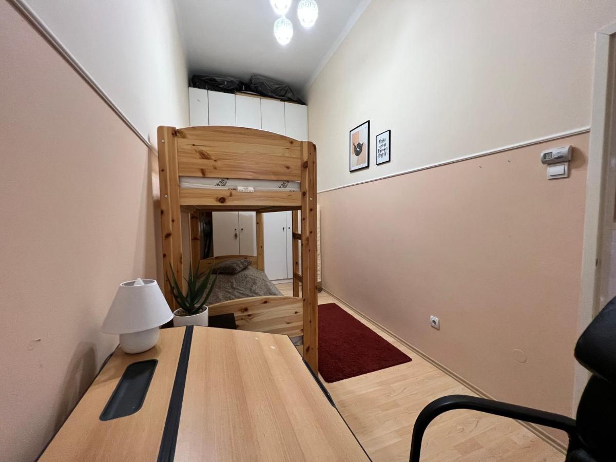 Old Town Apartment Szeged Bagian luar foto